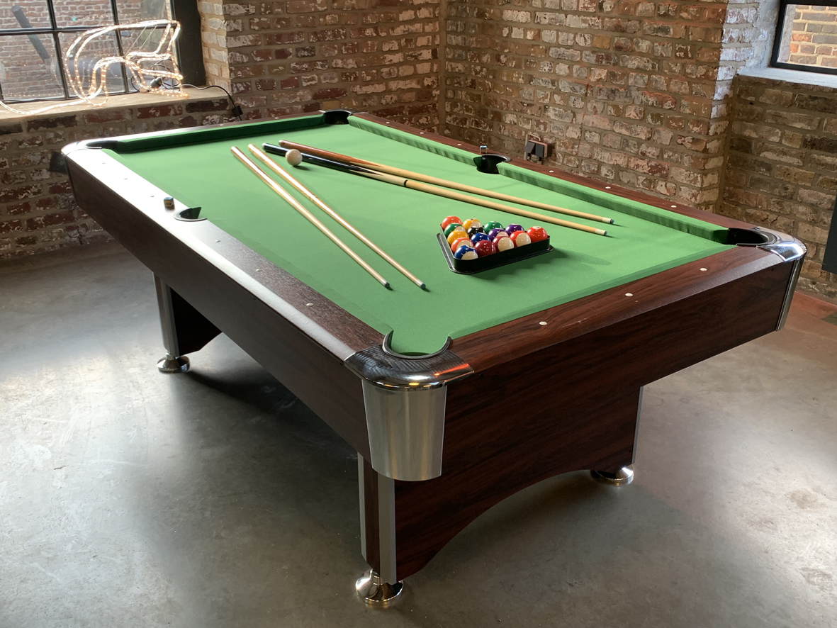 BILLARDTISCH / POOL BILLIARD TISCH / BILLARD