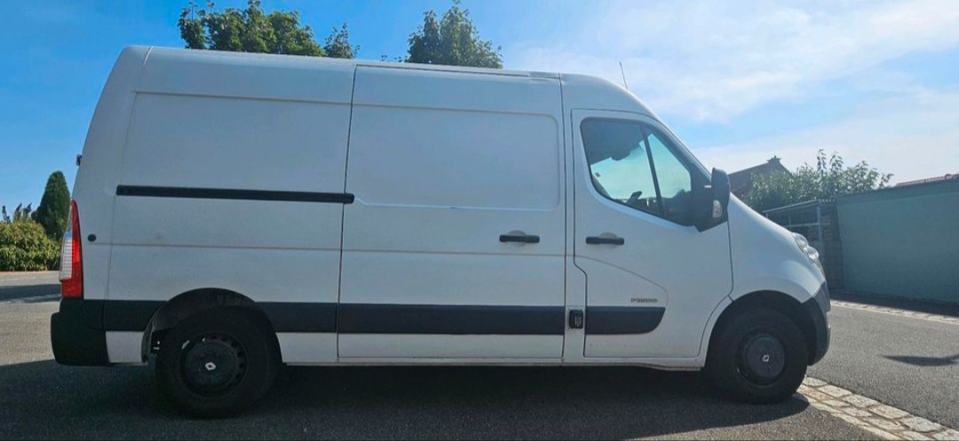 Renault Master L2H2 Transporter mieten – Würzburg, Nürnberg & Ingolstadt – 3