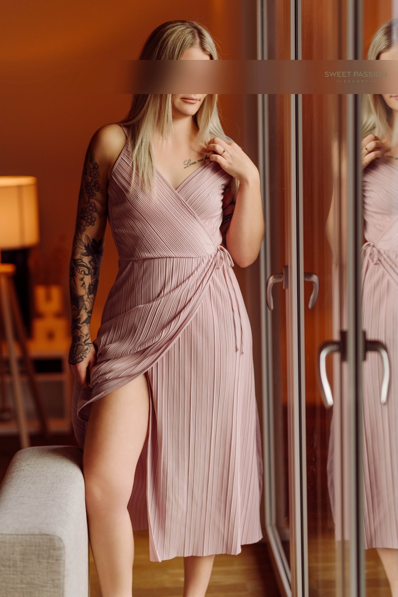 Ellie
