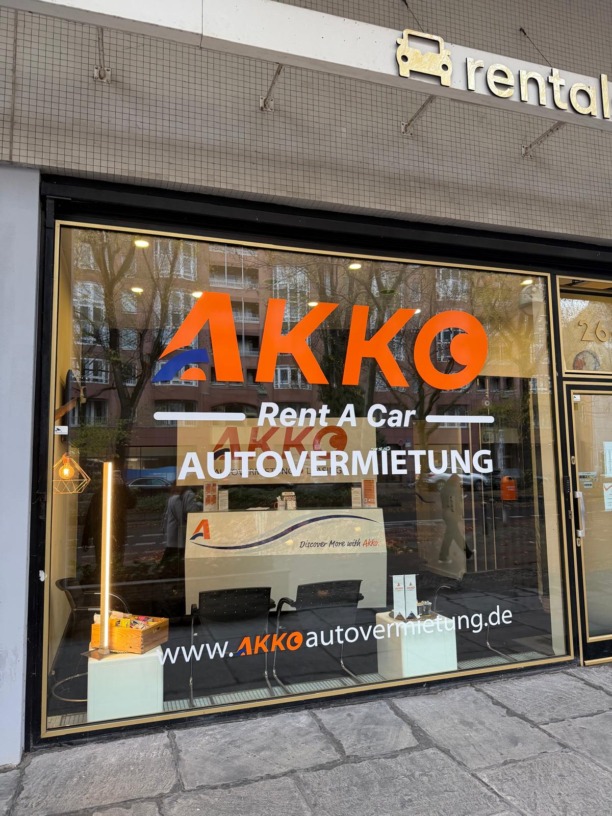 Autovermietung Berlin Zentrum – VW, Renault & BMW ab 50 €/Tag | Zoo – Thumbnail 6