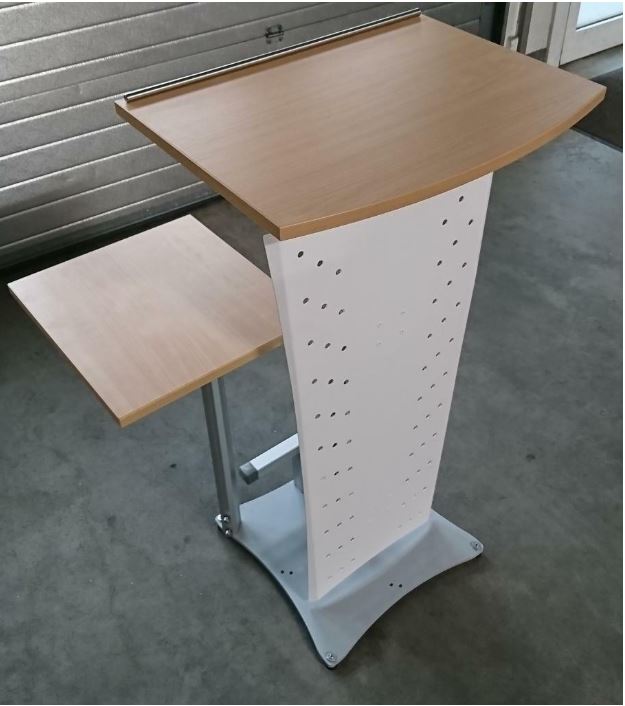 Menger Rednerpult, Stehpult mit Beistelltisch mieten in Fredersdorf-Vogelsdorf – 4