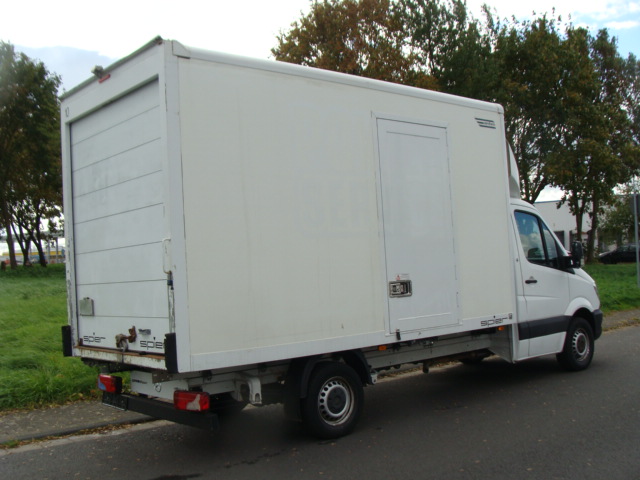 Großraumtransporter mieten Transporter 4320 x 2060 x 2430 mm Umzugswagen Vermietung MB-Sprinter Kofferaufbau – 2