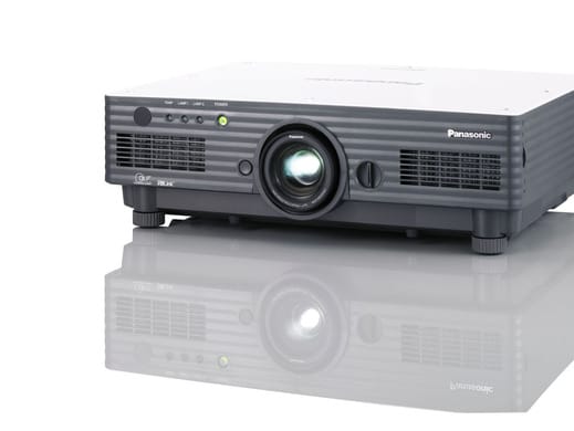 Panasonic PT-D 5700E Beamer / DLP-Projektor