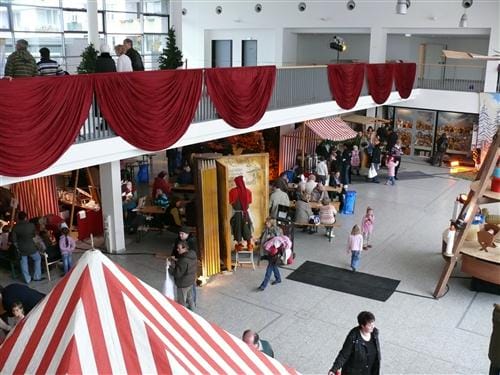 Stoffbögen Großraumdekoration , rote  Bogen Hänger , Festliche Dekoration – 4
