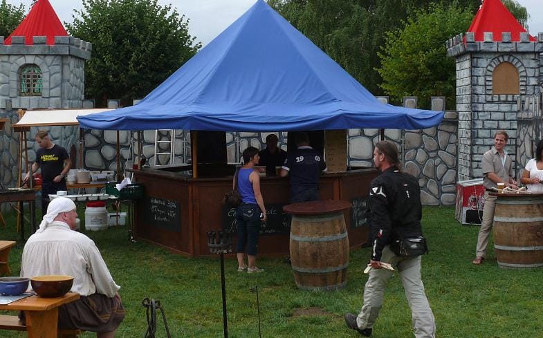 Rund Bar Mittelalter, Nostalgie oder Jahrmarkt , Verkaufsstand