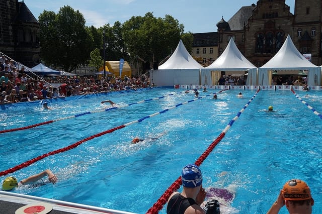 Mobiles Schwimmbecken - Mobile swimming pool 