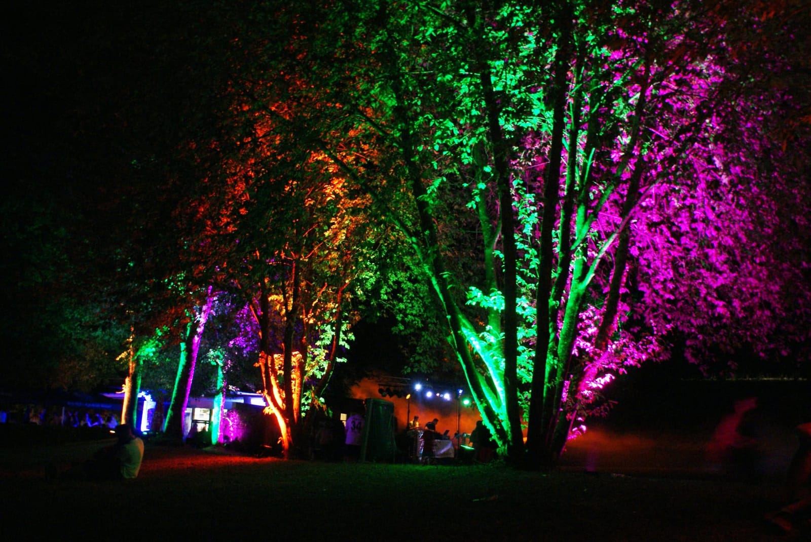  Lichttechnik, Lasershow. Effekte, Lichtshow, Architektur und Objektbeleuchtug  – 4