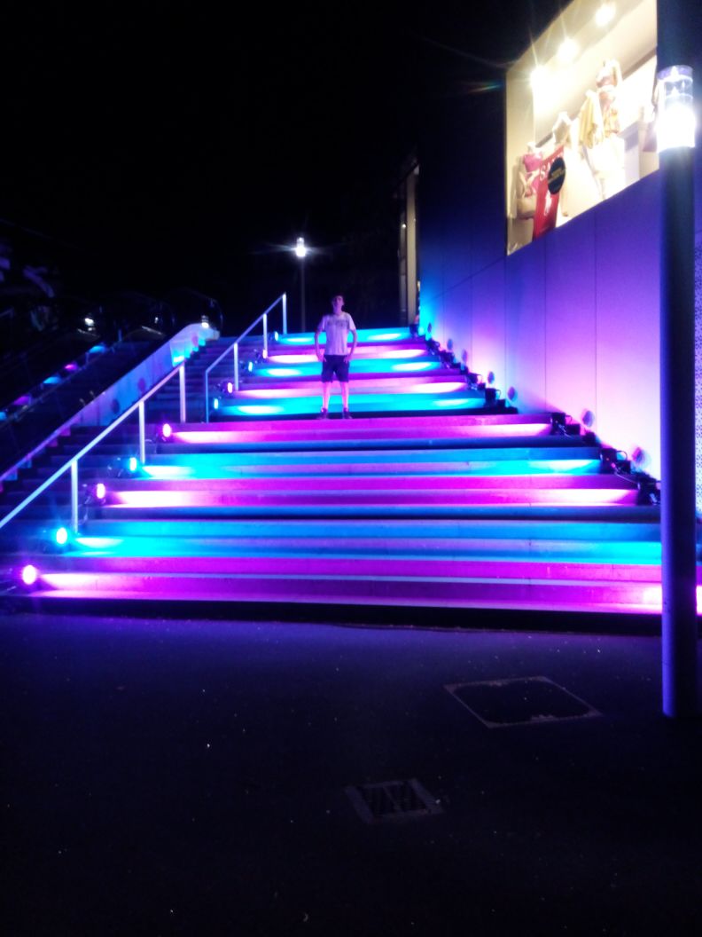  Lichttechnik, Lasershow. Effekte, Lichtshow, Architektur und Objektbeleuchtug  – 3