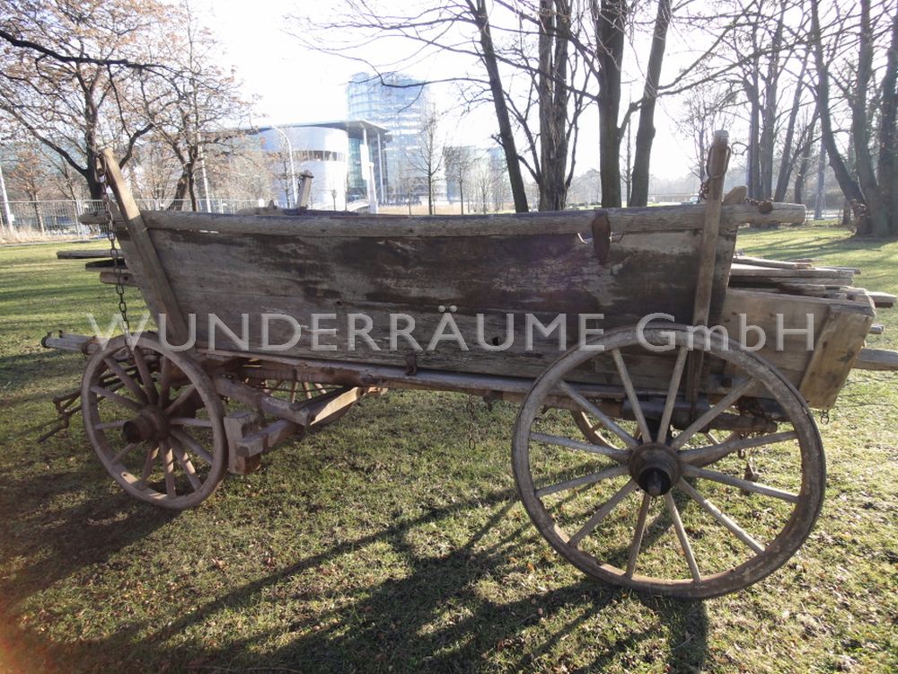 Rustikale Heuwagen - Holzwagen - Leiterwagen u.v.m. 