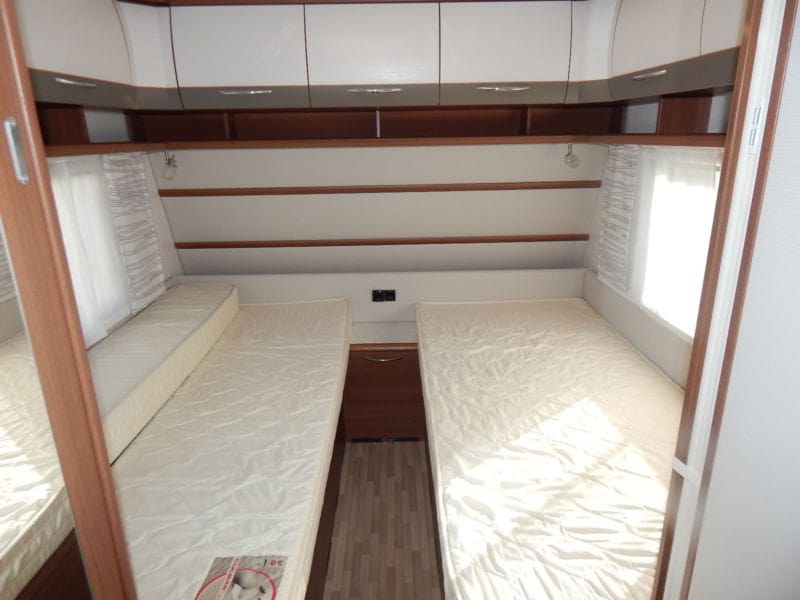 Großer Wohnwagen für 6 Personen – 4