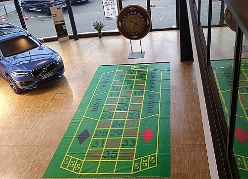 Riesen Roulette , Casino , Glücksspiel , Roulettetisch
