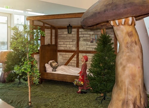 Märchenszene Rotkäppchen und der Wolf  , Märchen DEkoration , Weihnachten