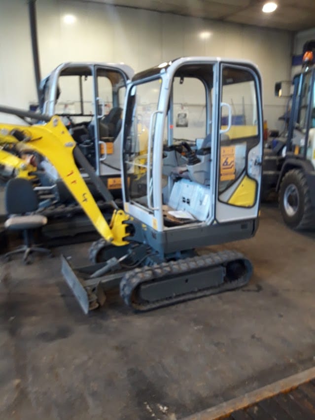 Minibagger  1,7 t Havelberg/ Umgebung nur mit Fahrer – 3