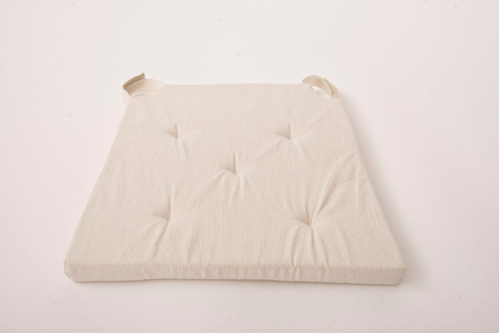 Set Vintage 1x Tisch rund 180cm inkl. Tuch weiß, 10x Holzstuhl Vintage mit Sitzkissen – 5