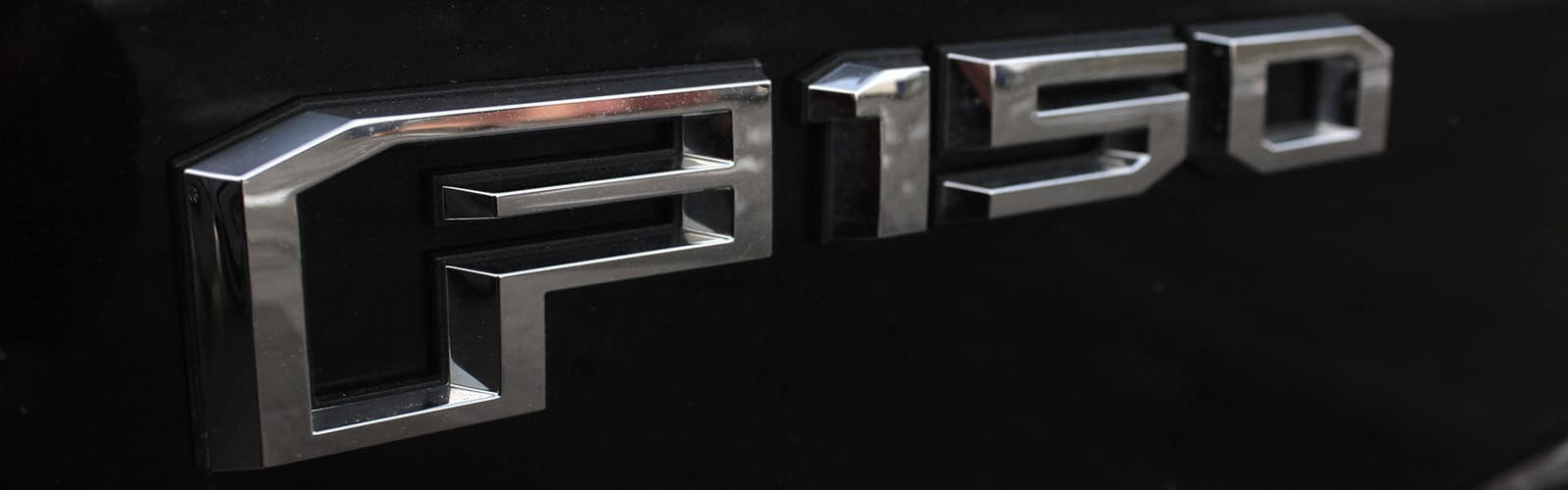 Ford F-150 Pickup mit Anhängerkupplung – 4