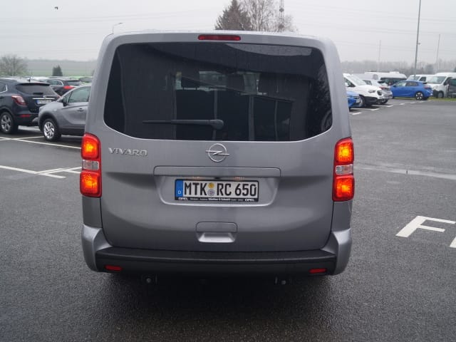 Opel Vivaro Combi – 2