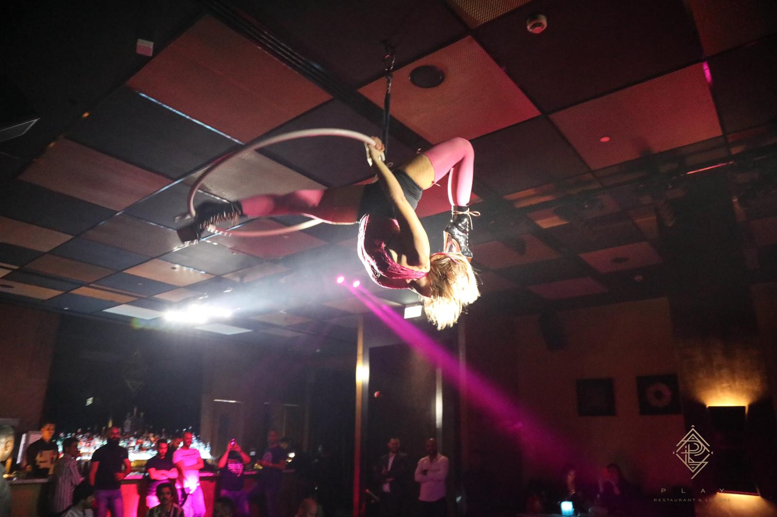 Katyas Stern Feuershows, Luftring Shows und Tanzshows für Bayern und Baden-Württemberg