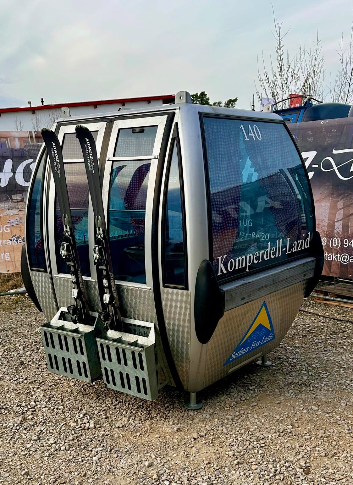 6er Skigondel Gondel Berggondel Hütte Alm für Ihr Event mit Altholz Ausbau, Tisch, Heizung,.. – 3
