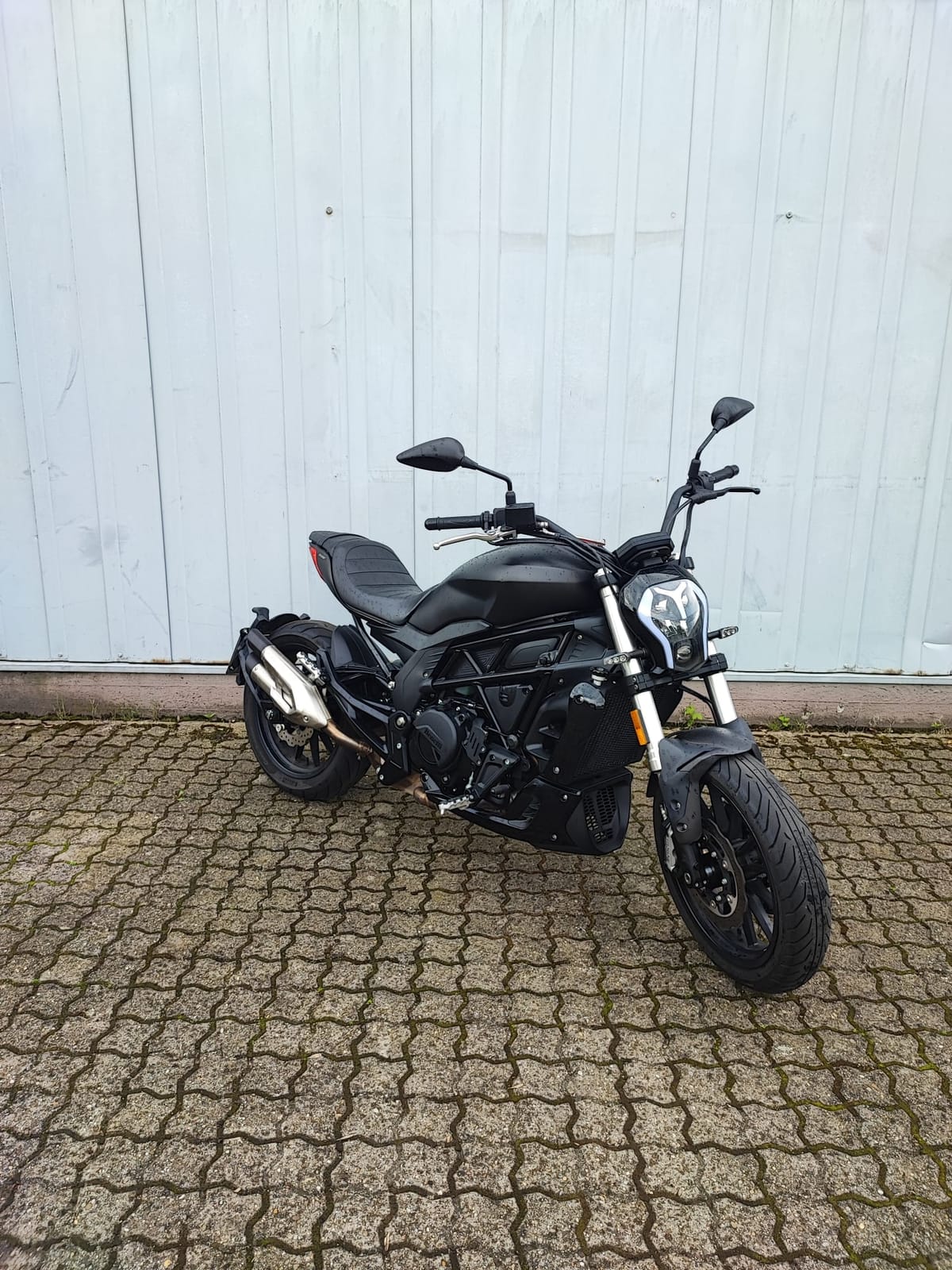 Motorrad Benelli 502 C – 4