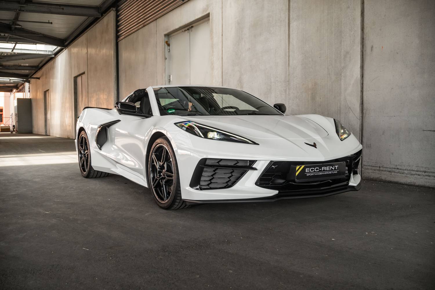Corvette C8 Stingray Targa NEUES MODELL 2023 jetzt ab sofort verfügbar!!!