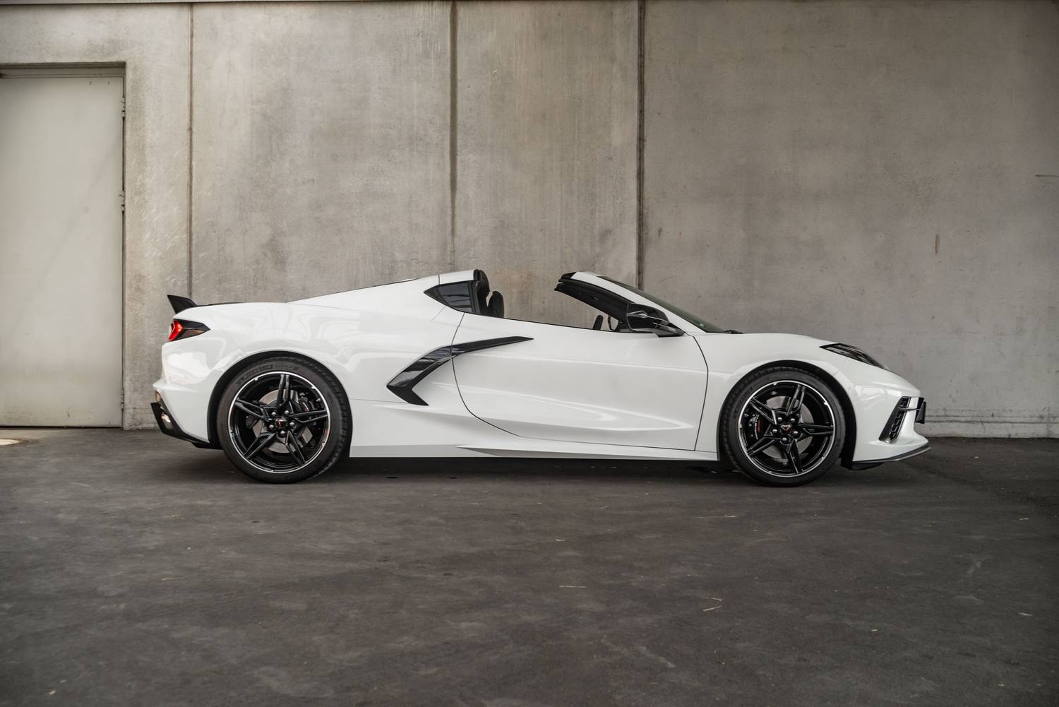 Corvette C8 Stingray Targa NEUES MODELL 2023 jetzt ab sofort verfügbar!!! – 2