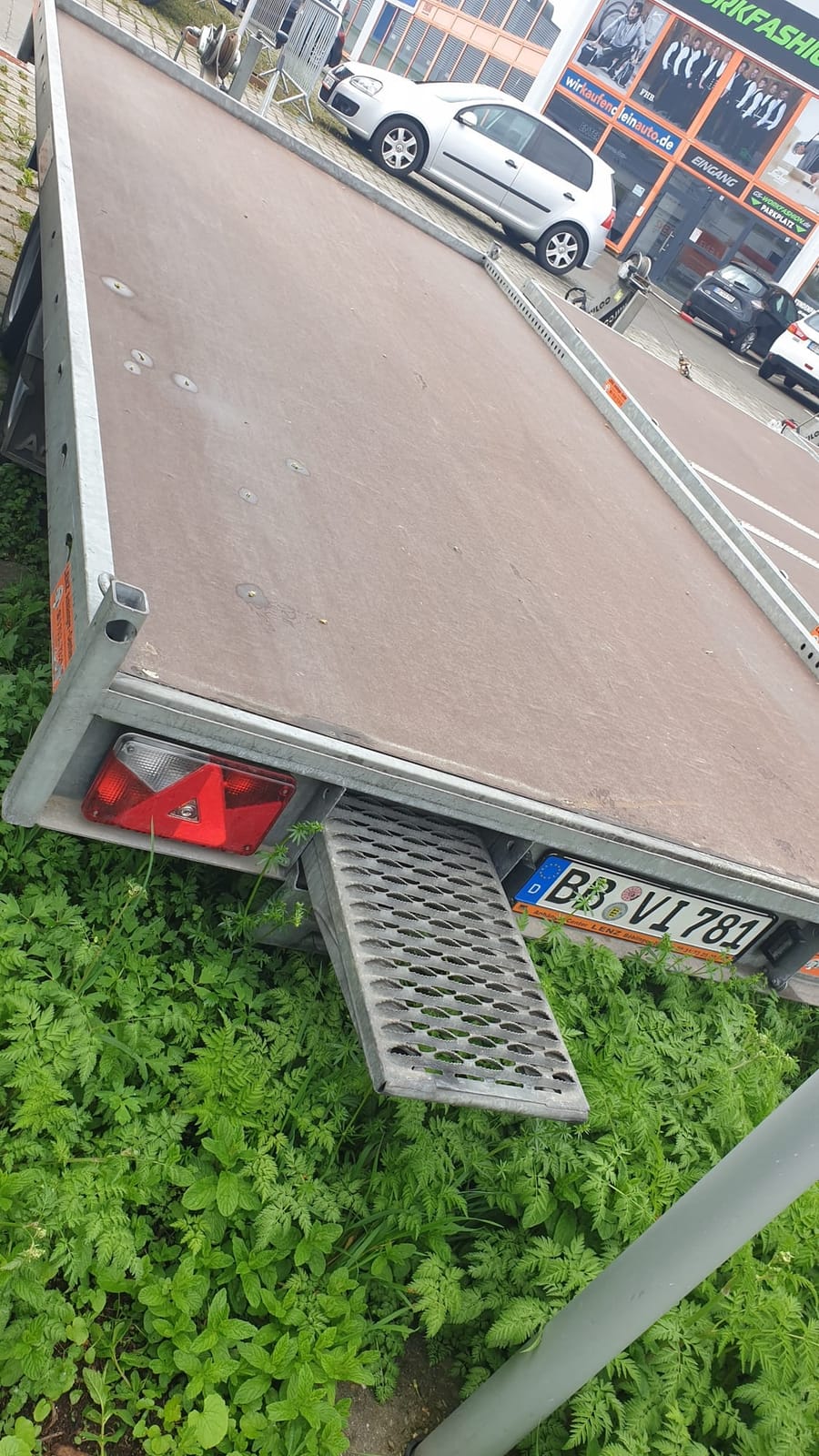 Autotransporter 2700kg zulässiges Gesamtgewicht