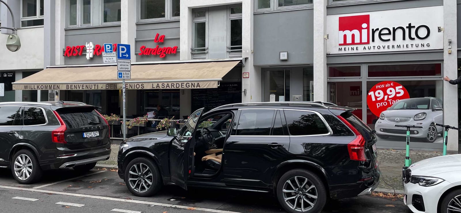 Volvo XC90 **Premium** SUV (7-Sitzer) ab 119,-€ /Tag in Berlin Zentrum - Ku-Damm / Zoo – Thumbnail 6
