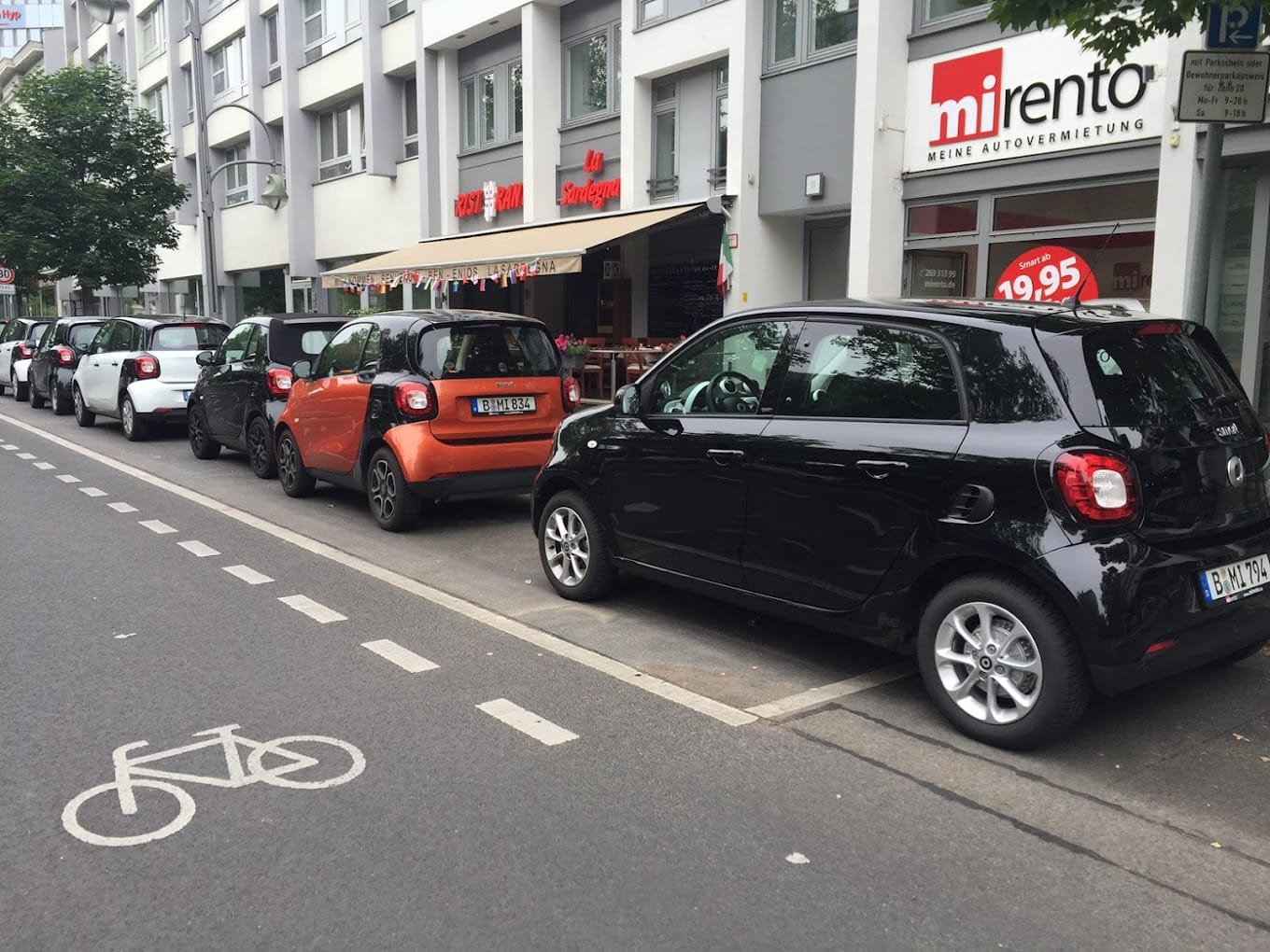60x Smart Fortwo + Forfour (Automatik) **ab 32,90,-€ /Tag** direkt Berlin Zentrum KuDamm/ Zoo mieten – Thumbnail 12