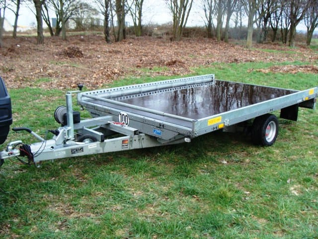 PKW Transporter Autotransporter 1500 kg gebremst Seilwinde 100 km/h 3010x2030 mm Nutzlast 1100kg – 3