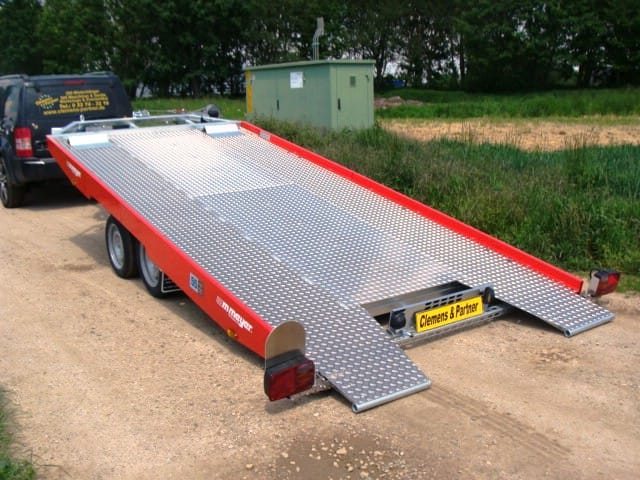 Autotransporter PKW Transporter 3.500 kg kippbar Ladefläche Aluprofilboden Seilwinde 4750x2030