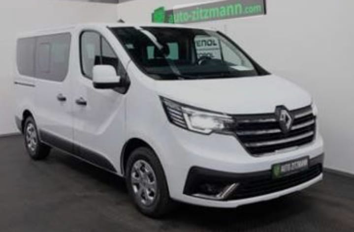 Renault Trafic 8 Sitzer 