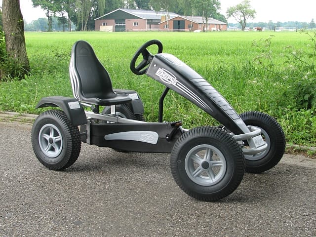 Gokart SILVERSTAR – Fahrspaß mit der Familie