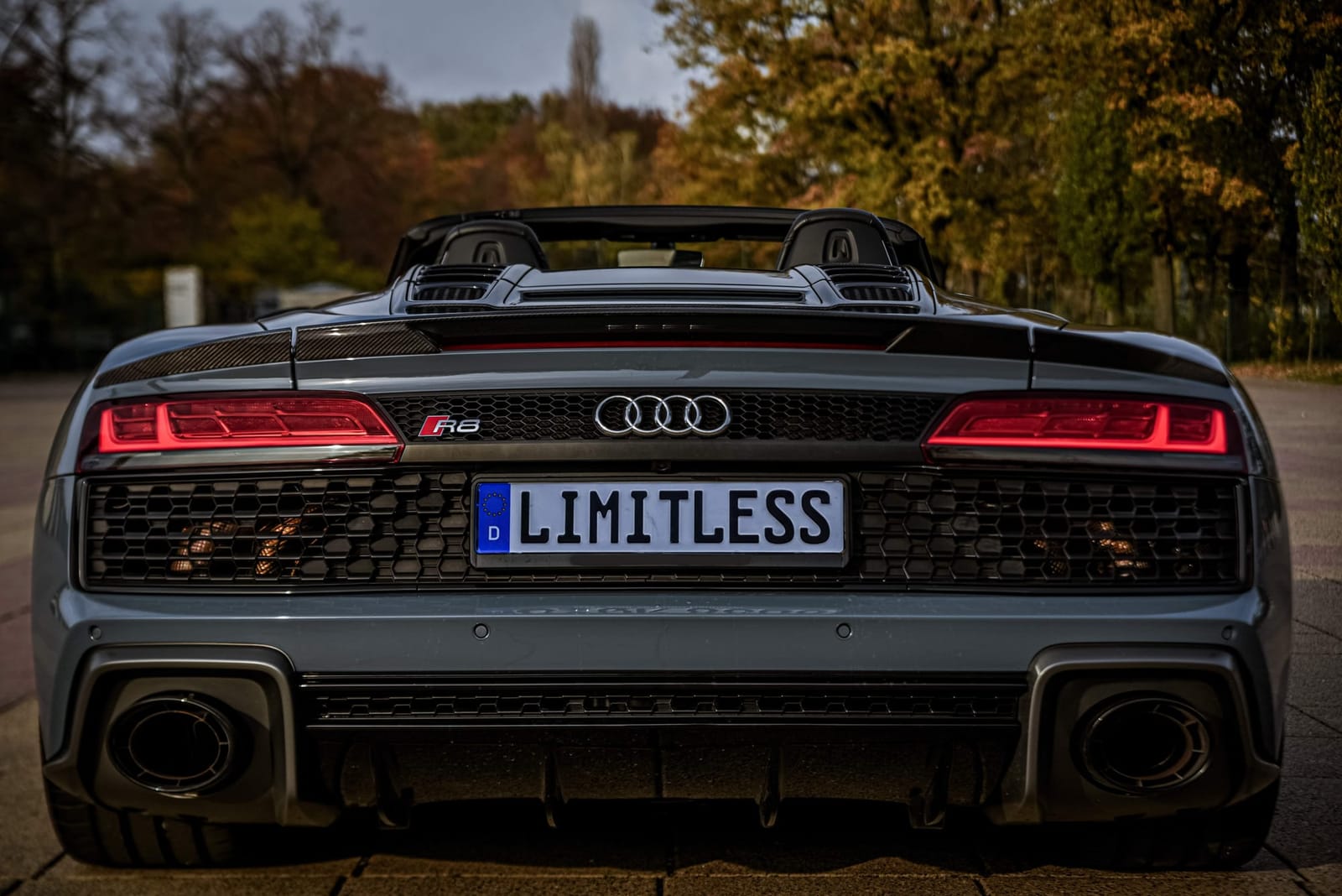 Audi R8 V10 Performance Spyder 2024 mieten Sportwagen Cabrio  – 4