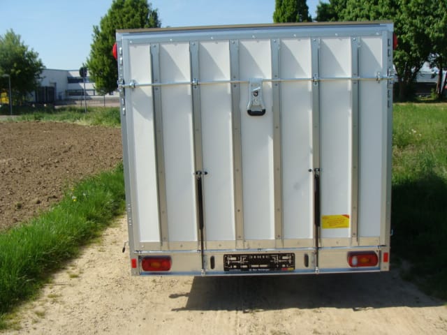 DER CAMPER (einachser FÜR ABENTEURER) Dachzelt für Anhänger zubuchbar Kofferanhänger abschließbar – 4