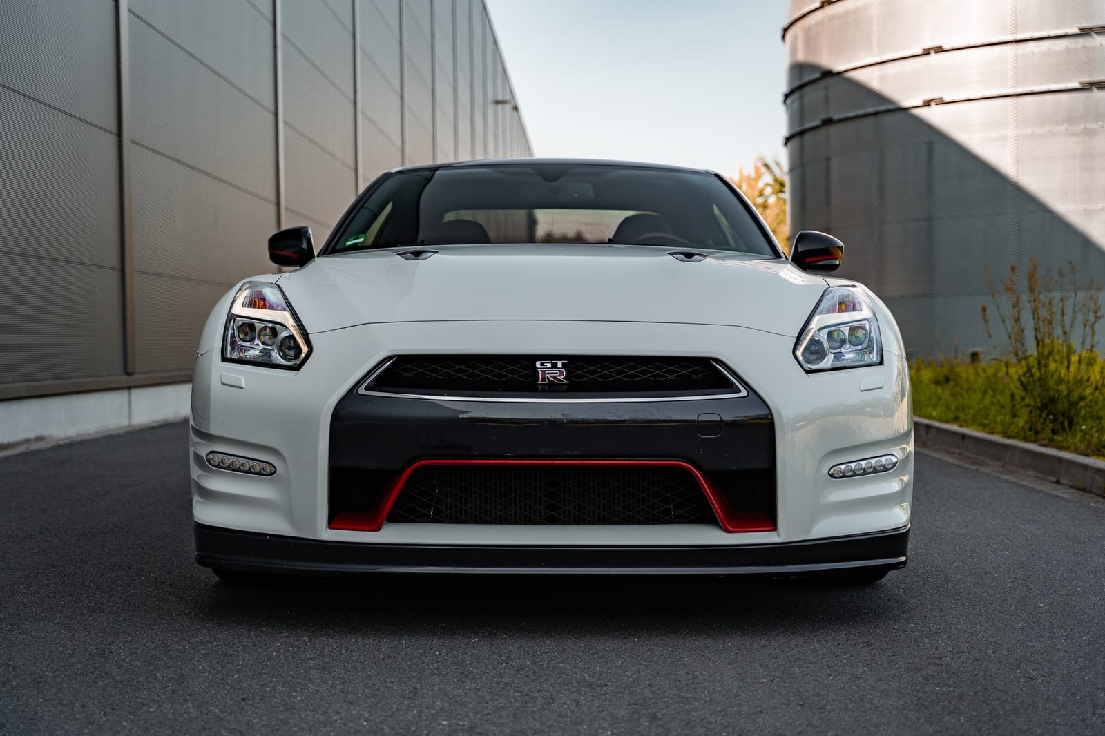 Nissan Skyline GT-R R35  550ps Sportwagen mieten bei ECC Rent Weiterstadt GUTSCHEIN – 2