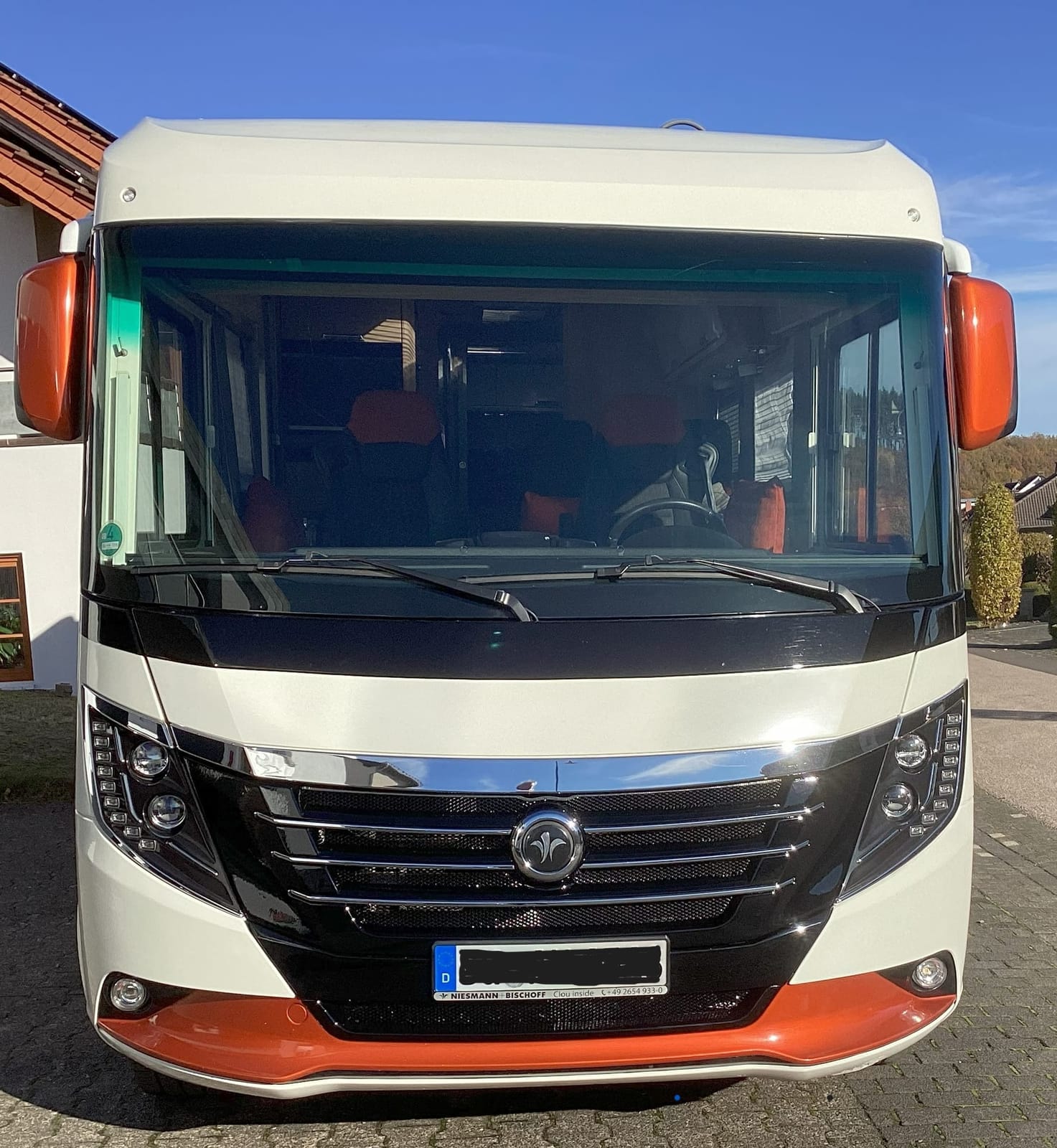 Niesmann &amp; Bischoff Arto 85 E Mega Luxus-Liner