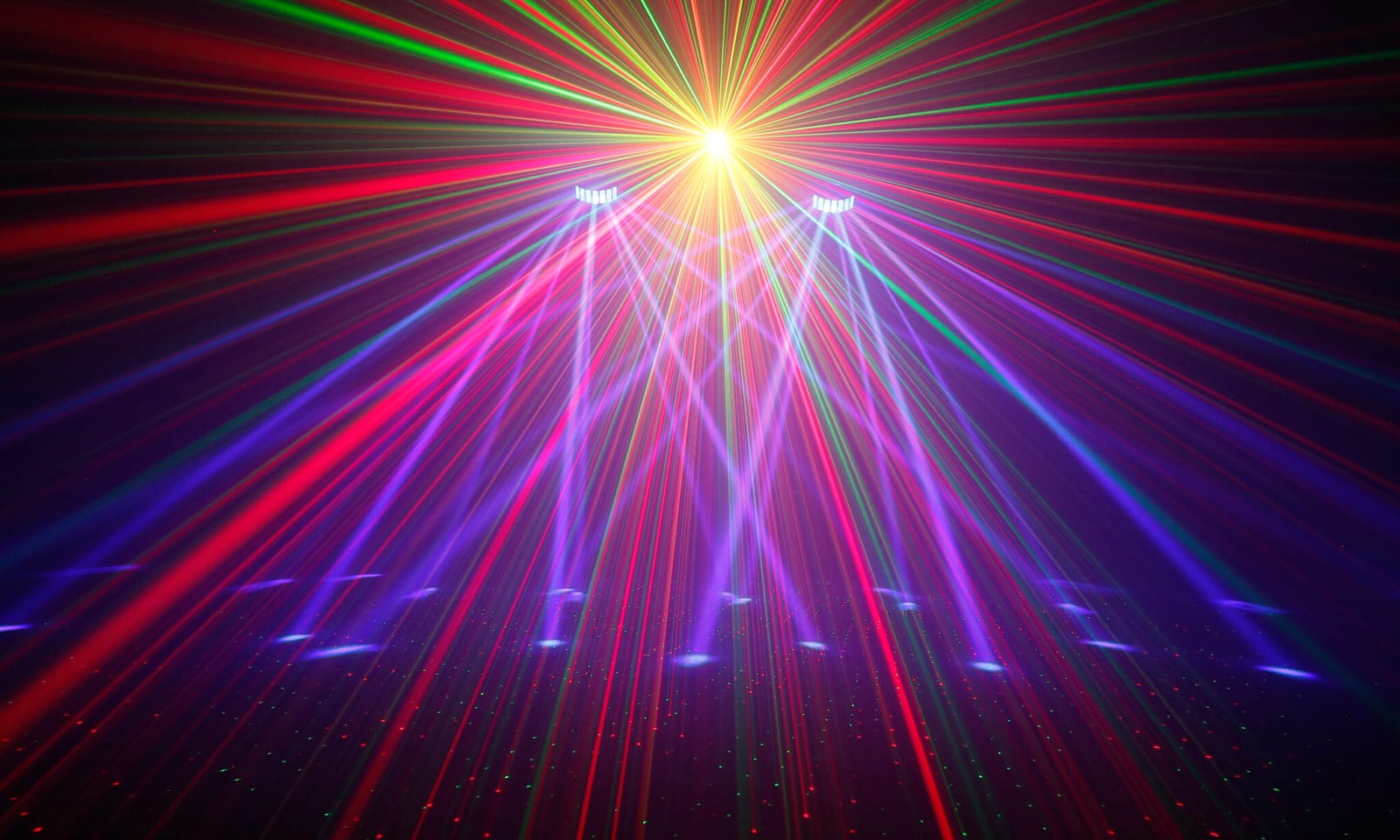 Partylicht-Komplettsystem mit 4 Scheinwerfern & Sound-Steuerung, Stativ & Musiksteuerung – 4